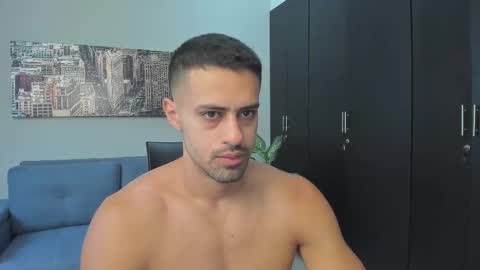 Snapshot of thiago_driussi chatting on 17, 9, 2025 thiago_driussi online show from 17, 9, 2025