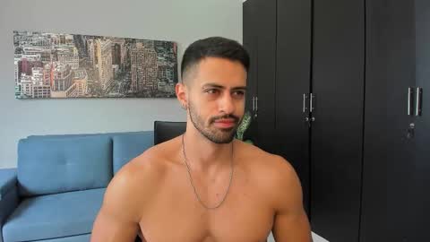 Snapshot of thiago_driussi chatting on 10, 10, 2025 thiago_driussi online show from 10, 10, 2025