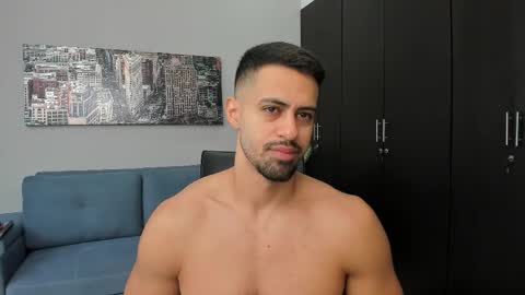 Snapshot of thiago_driussi chatting on 15, 10, 2025 thiago_driussi online show from 15, 10, 2025