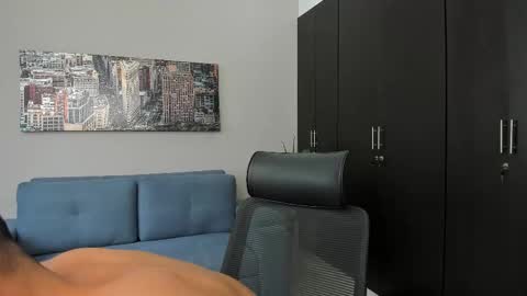 Snapshot of thiago_driussi chatting on 16, 10, 2025 thiago_driussi online show from 16, 10, 2025