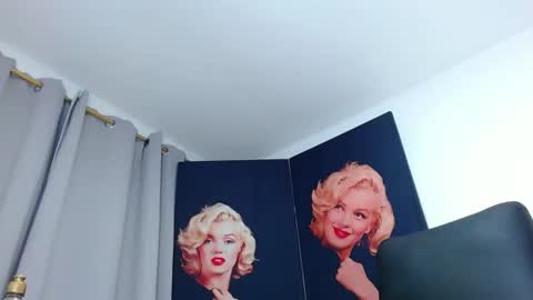 Snapshot of thiago_fosterr1 chatting on 18, 12, 2024 Thiago online show from 18, 12, 2024