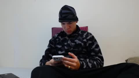 Snapshot of thiago_hot_boy chatting on 3, 1, 2025 Thiago independent model online show from 3, 1, 2025
