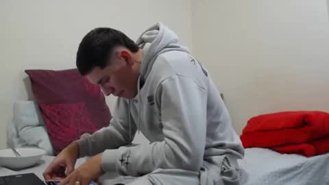 Snapshot of thiago_hot_boy chatting on 25, 1, 2025 Thiago independent model online show from 25, 1, 2025
