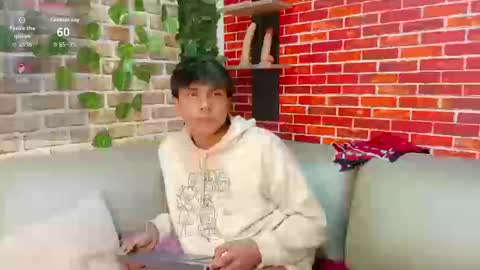 Snapshot of thiago_kozak chatting on 10, 9, 2025 thiago online show from 10, 9, 2025