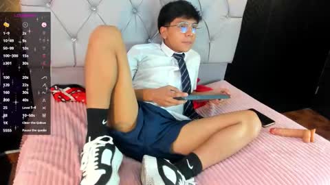 Snapshot of thiago_kozak chatting on 25, 9, 2025 thiago online show from 25, 9, 2025