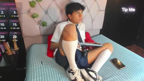 Snapshot of thiago_kozak chatting on 8, 10, 2025 thiago online show from 8, 10, 2025