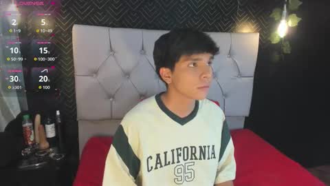 Snapshot of thiago_kozak chatting on 11, 11, 2025 thiago online show from 11, 11, 2025