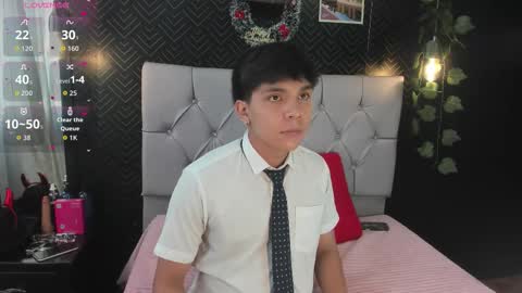 Snapshot of thiago_kozak chatting on 20, 11, 2025 thiago online show from 20, 11, 2025