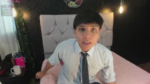 Snapshot of thiago_kozak chatting on 22, 11, 2025 thiago online show from 22, 11, 2025