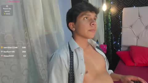 Snapshot of thiago_kozak chatting on 2, 12, 2025 thiago online show from 2, 12, 2025