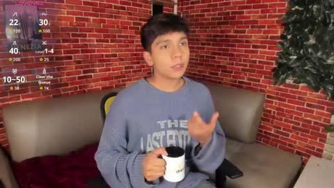 Snapshot of thiago_kozak chatting on 19, 5, 2026 thiago online show from 19, 5, 2026