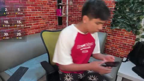 Snapshot of thiago_kozak chatting on 22, 5, 2026 thiago online show from 22, 5, 2026