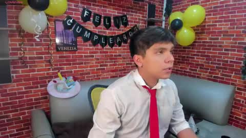 Snapshot of thiago_kozak chatting on 26, 5, 2026 thiago online show from 26, 5, 2026