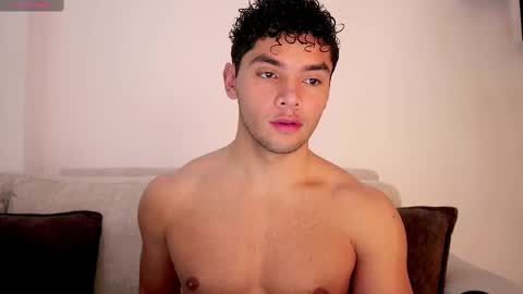 Just Thiago  online show from 17, 2, 2025