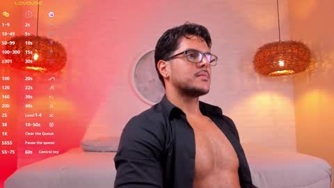 Snapshot of thiago_mercer chatting on 8, 9, 2025 Thiago online show from 8, 9, 2025