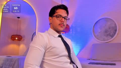 Snapshot of thiago_mercer chatting on 8, 10, 2025 Thiago online show from 8, 10, 2025