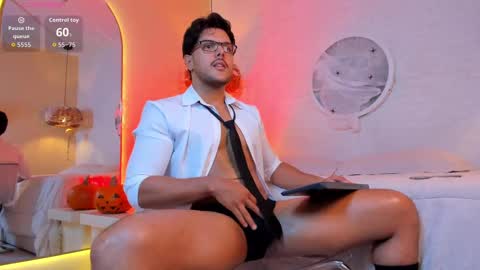 Snapshot of thiago_mercer chatting on 20, 10, 2025 Thiago online show from 20, 10, 2025