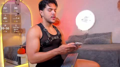 Snapshot of thiago_mercer chatting on 21, 10, 2025 Thiago online show from 21, 10, 2025