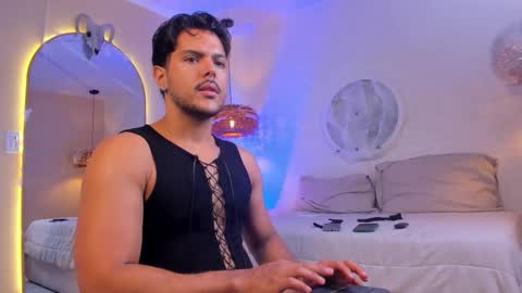 Snapshot of thiago_mercer chatting on 29, 10, 2025 Thiago online show from 29, 10, 2025