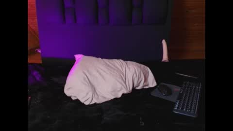 thiago_n_sam online show from 9, 10, 2025