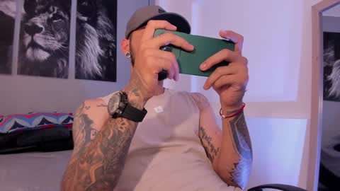 Snapshot of thiago_nowak2 chatting on 5, 12, 2024 Thiago online show from 5, 12, 2024