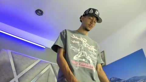 Snapshot of thiago_preston chatting on 15, 7, 2026 Thiago online show from 15, 7, 2026
