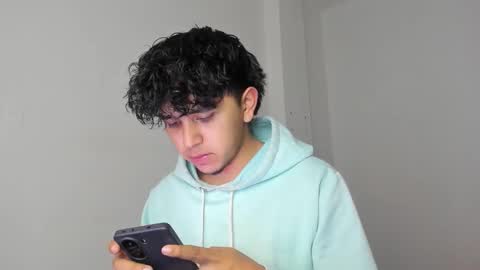 Snapshot of thiago_wc chatting on 28, 11, 2025 Thiago online show from 28, 11, 2025