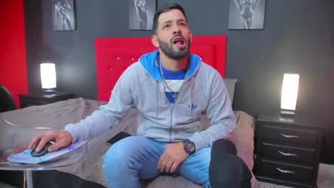 Thia Gomez online show from 2, 10, 2025