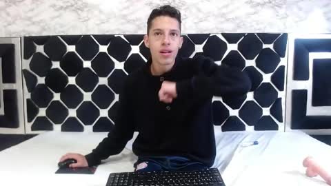Thiago   online show from 8, 5, 2026