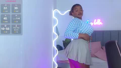 Snapshot of thiana_tay chatting on 25, 9, 2025 thiana online show from 25, 9, 2025