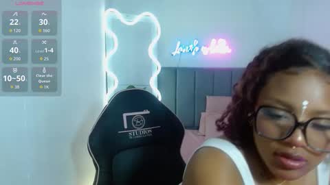 Snapshot of thiana_tay chatting on 29, 9, 2025 thiana online show from 29, 9, 2025