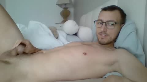 Snapshot of thib9223 chatting on 2, 4, 2026 thib9223 online show from 2, 4, 2026