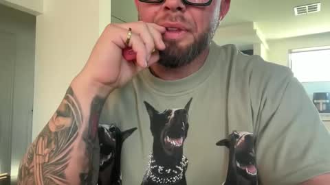 Snapshot of thiccbull12 chatting on 8, 9, 2025 thiccbull12 online show from 8, 9, 2025