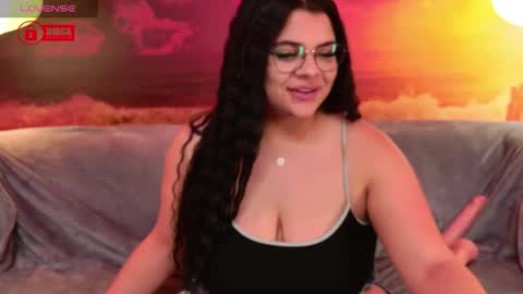 Snapshot of thiccmady chatting on 3, 12, 2025 ThiccMADY online show from 3, 12, 2025