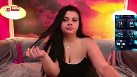 Snapshot of thiccmady chatting on 4, 12, 2025 ThiccMADY online show from 4, 12, 2025