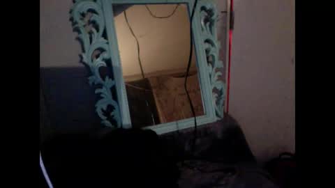 Snapshot of thickandjuicy2100 chatting on 15, 11, 2025 thickandjuicy2100 online show from 15, 11, 2025