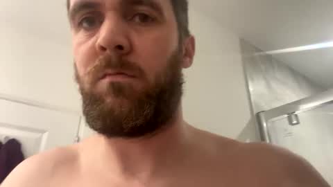 Snapshot of thickandmeaty9incher chatting on 19, 9, 2025 thickandmeaty9incher online show from 19, 9, 2025