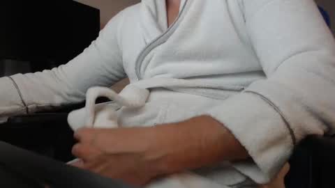 Snapshot of thickandready9090 chatting on 9, 11, 2025 thickandready9090 online show from 9, 11, 2025