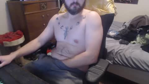 Snapshot of thickgarrett chatting on 18, 12, 2024 thickgarrett online show from 18, 12, 2024