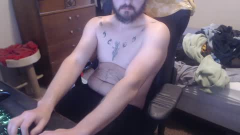 Snapshot of thickgarrett chatting on 20, 12, 2024 thickgarrett online show from 20, 12, 2024