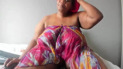 thickleeyanax online show from 17, 1, 2025