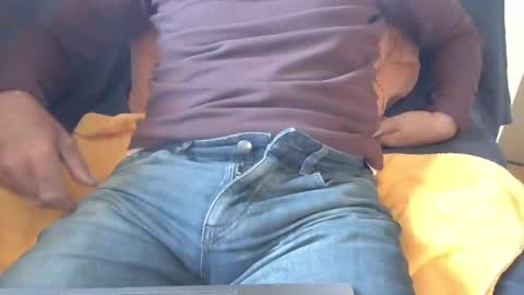 Snapshot of thickrum chatting on 12, 5, 2026 Thickru online show from 12, 5, 2026