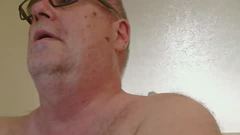Snapshot of thickwhiteload chatting on 7, 6, 2026 thickwhiteload online show from 7, 6, 2026