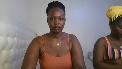 Snapshot of thicky_rue chatting on 14, 12, 2025 Rue online show from 14, 12, 2025