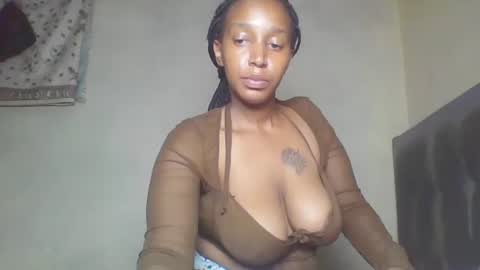 Snapshot of thickymamii chatting on 27, 5, 2026 thickymamii online show from 27, 5, 2026