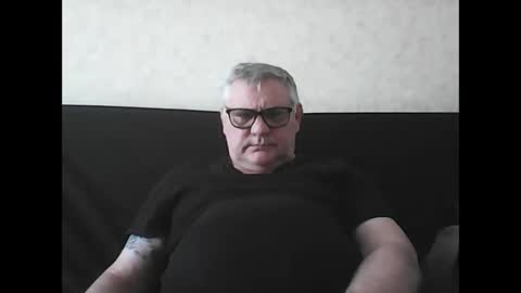 Snapshot of thierrysymp chatting on 7, 12, 2024 Thierrysymp online show from 7, 12, 2024