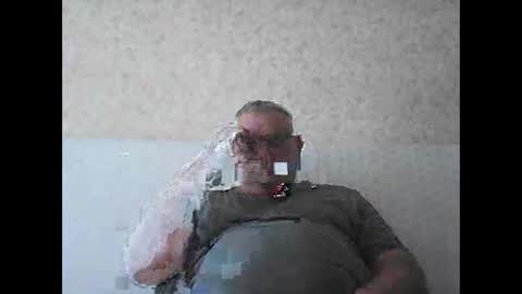 Snapshot of thierrysymp chatting on 4, 10, 2025 Thierrysymp online show from 4, 10, 2025