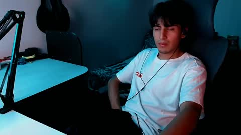 thieves_us online show from 15, 1, 2025