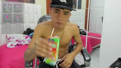  THIAGO COLLINS  online show from 20, 3, 2026