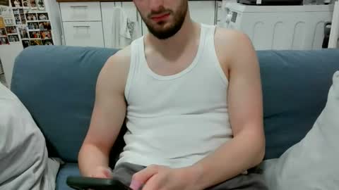 Snapshot of thinboy2 chatting on 8, 1, 2026 Thinboy2 online show from 8, 1, 2026